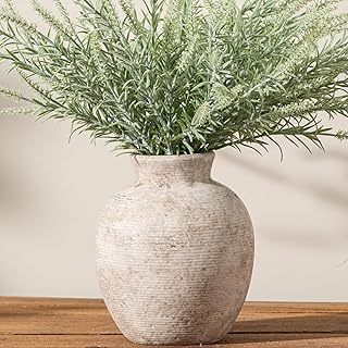 Neutral shelf vase