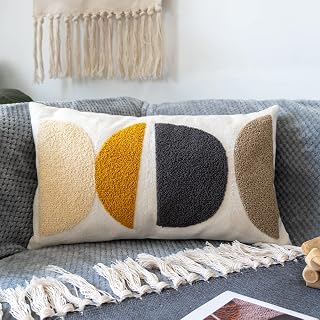 Geometric pillow