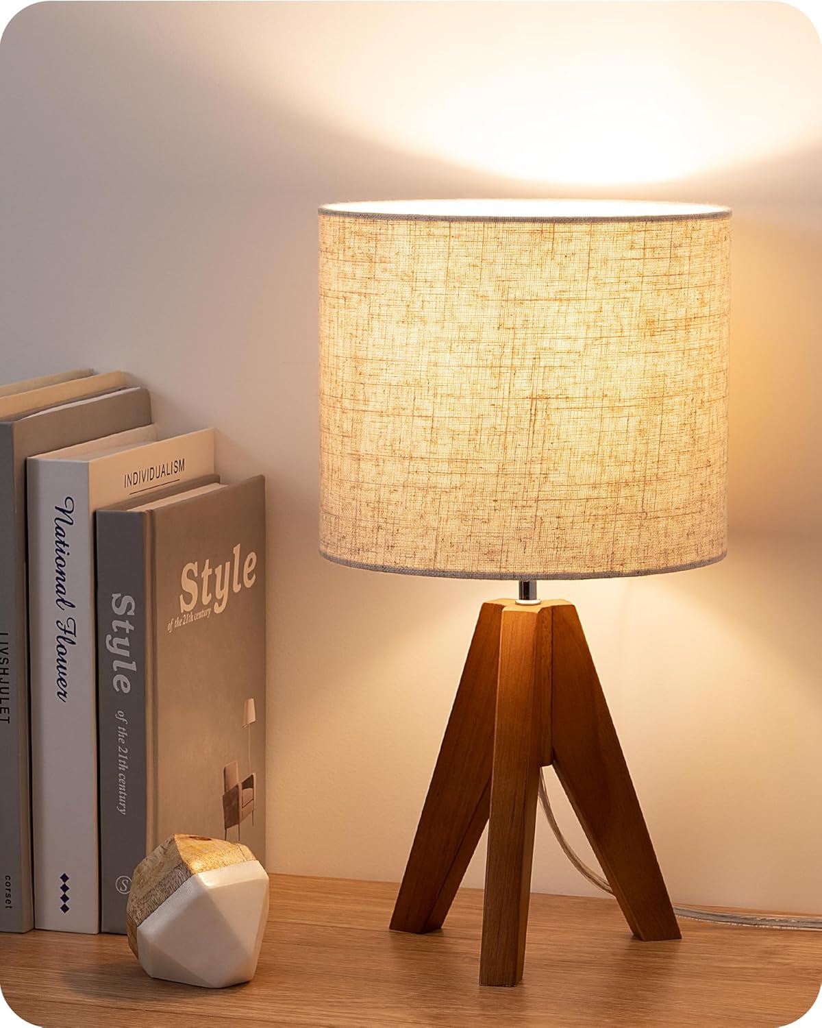 EDISHINE tripod table lamp with beige shade and wood base