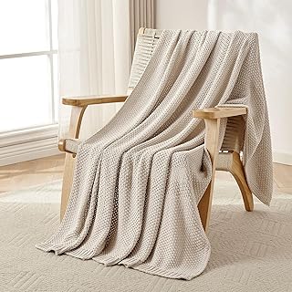 Neutral throw blanket