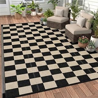 Checkerboard outdoor rug