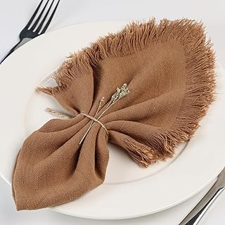Neutral linen napkins